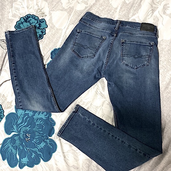 Levi’s Denizen Jeans 208 Regular Taper - Picture 12 of 15